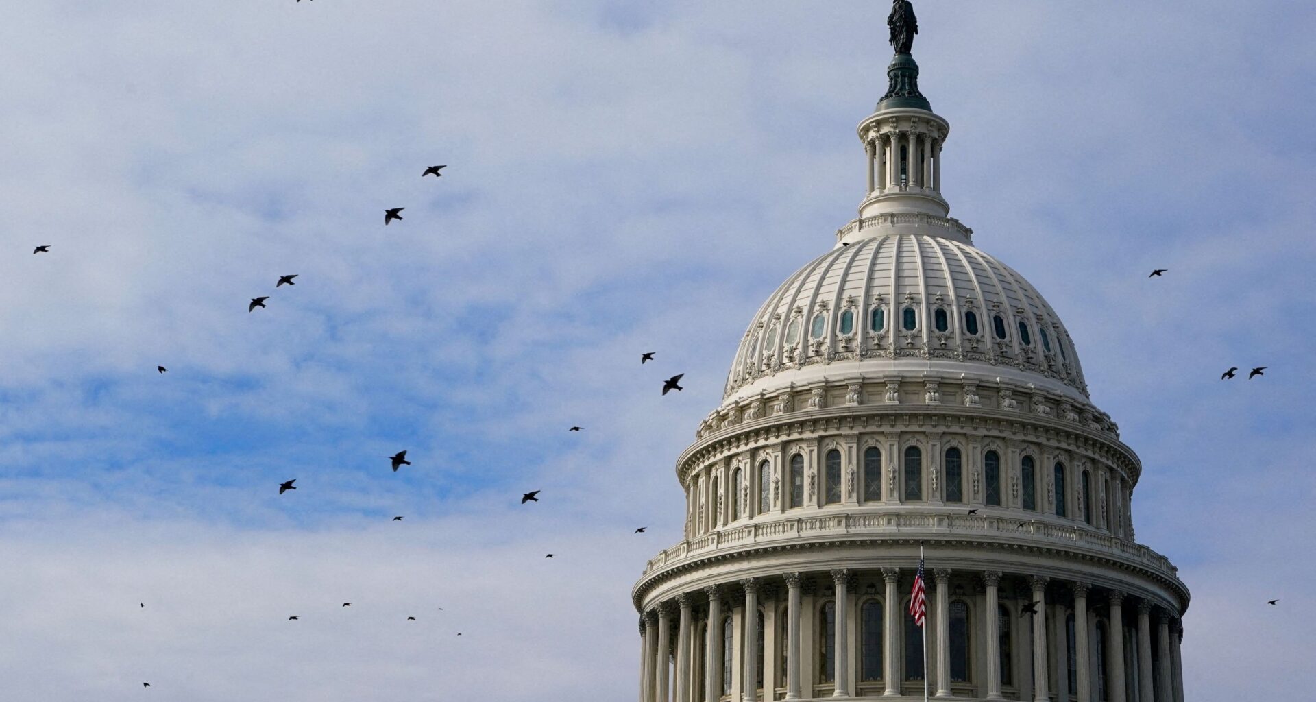 El Senado de Estados Unidos aprueba una primera votación para impedir nuevos ataques a Venezuela sin autorización