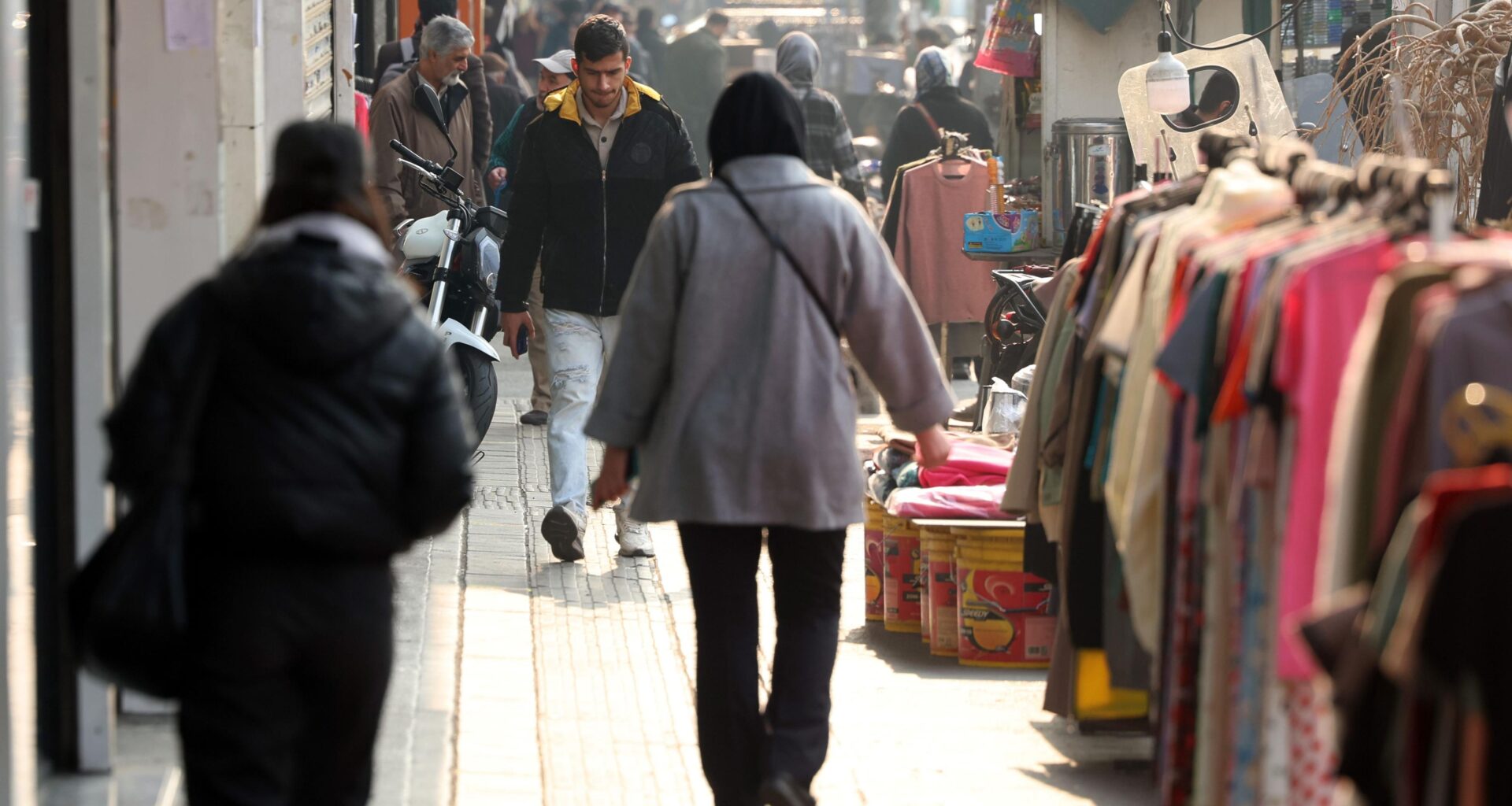 Al menos 45 muertos en Irán desde el estallido de las protestas