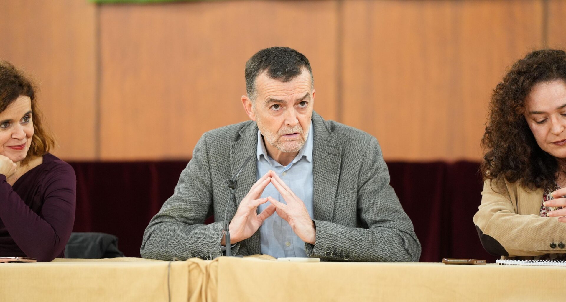 IU cree que Sumar no "aglutina" a la izquierda y pide una coalición con "nombre diferente" para las elecciones generales - RTVE.es