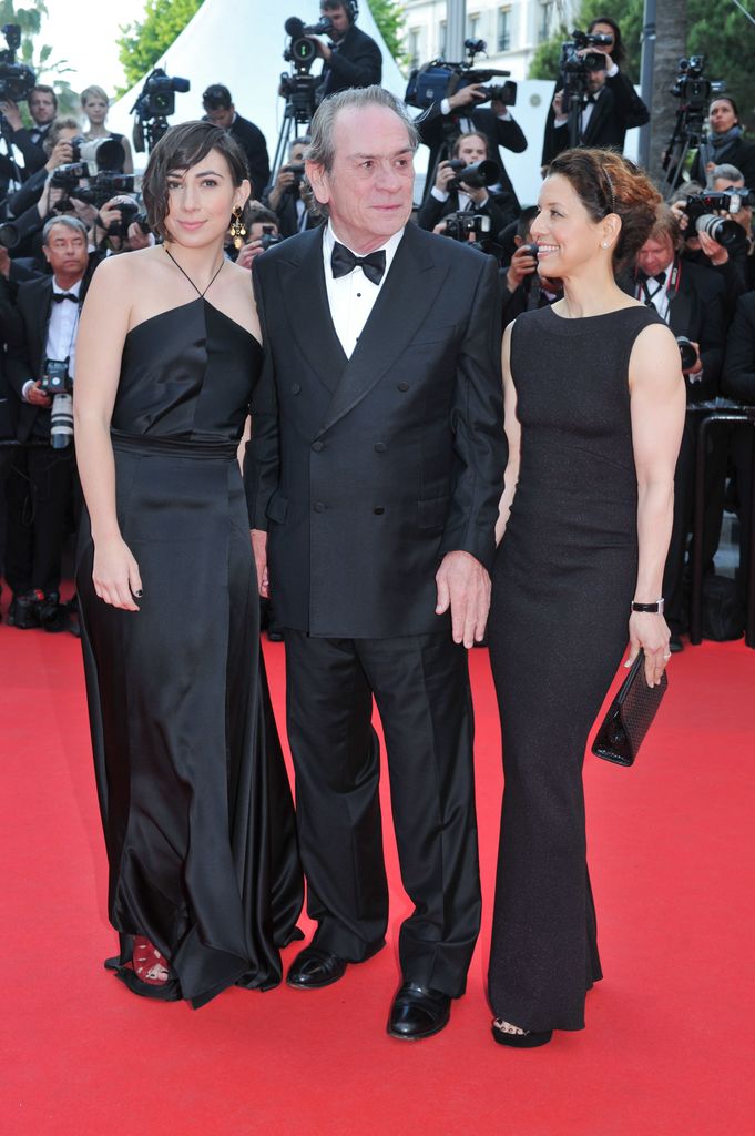 Victoria Jones, Tommy Lee Jones y Dawn Laurel-Jones en el Festival de Cannes en 2014