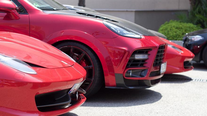 El exclusivo coche con el que ha aparecido Laporte en Lezama