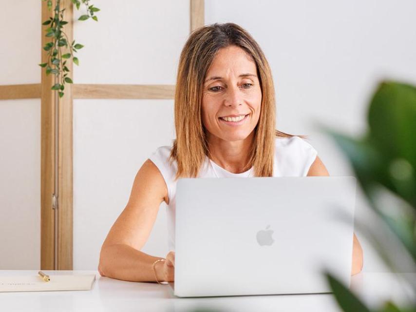 La nutricionista María Muñoz Yuste, en su consulta,