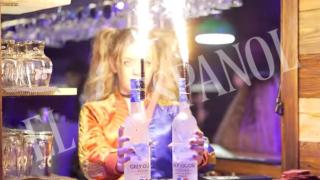 Le Constellation es un popular bar alpino a cuyo frente están dos empresarios de origen corso.