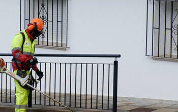 Realizada una limpieza especial en calle Villa Alta, en la Estación