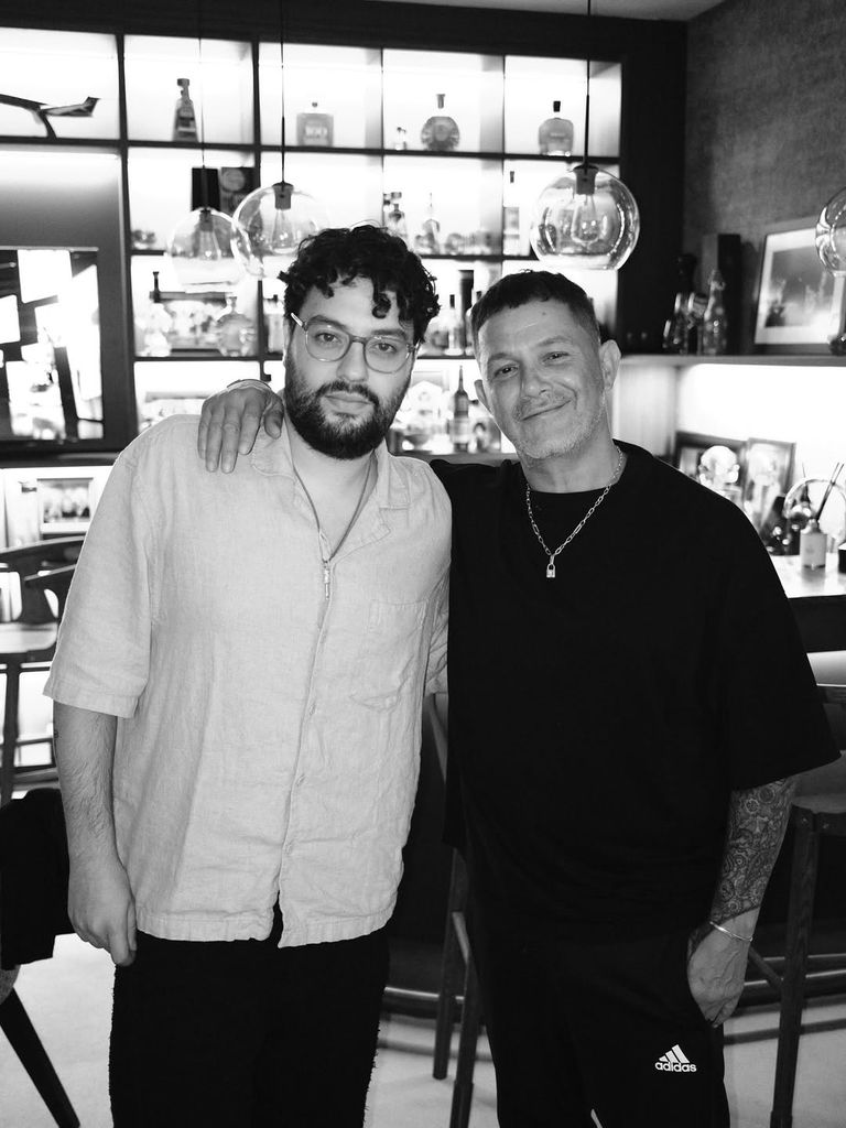 Alejandro Sanz y Karlo