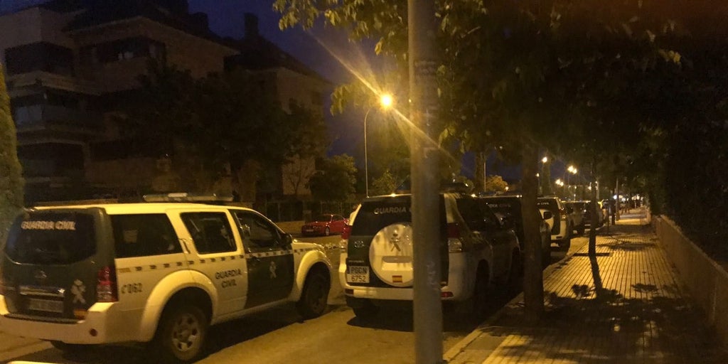 Detenida una joven tras abandonar los restos de un bebé prematuro en una bolsa de basura