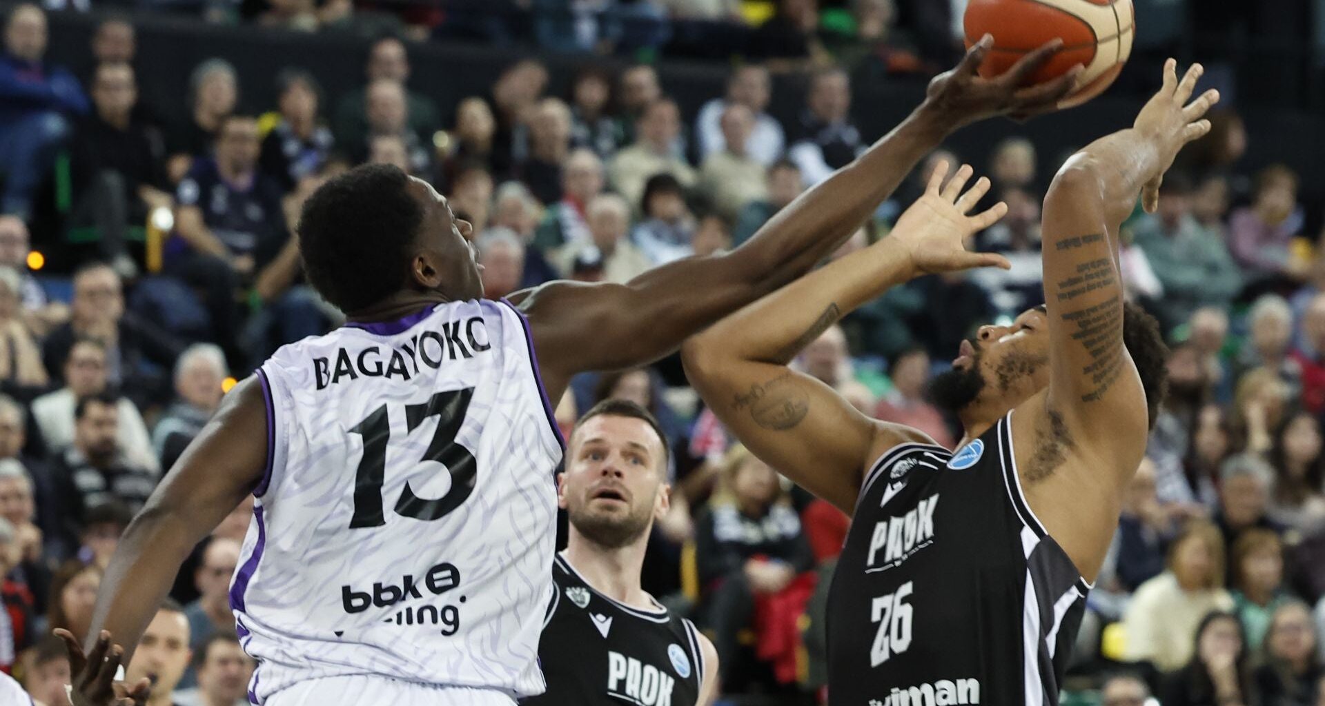 El campeón pincha el globo del PAOK