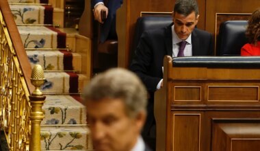 Tensión máxima ante la reunión de Sánchez y Feijóo entre acusaciones de "chantaje" - El Mundo