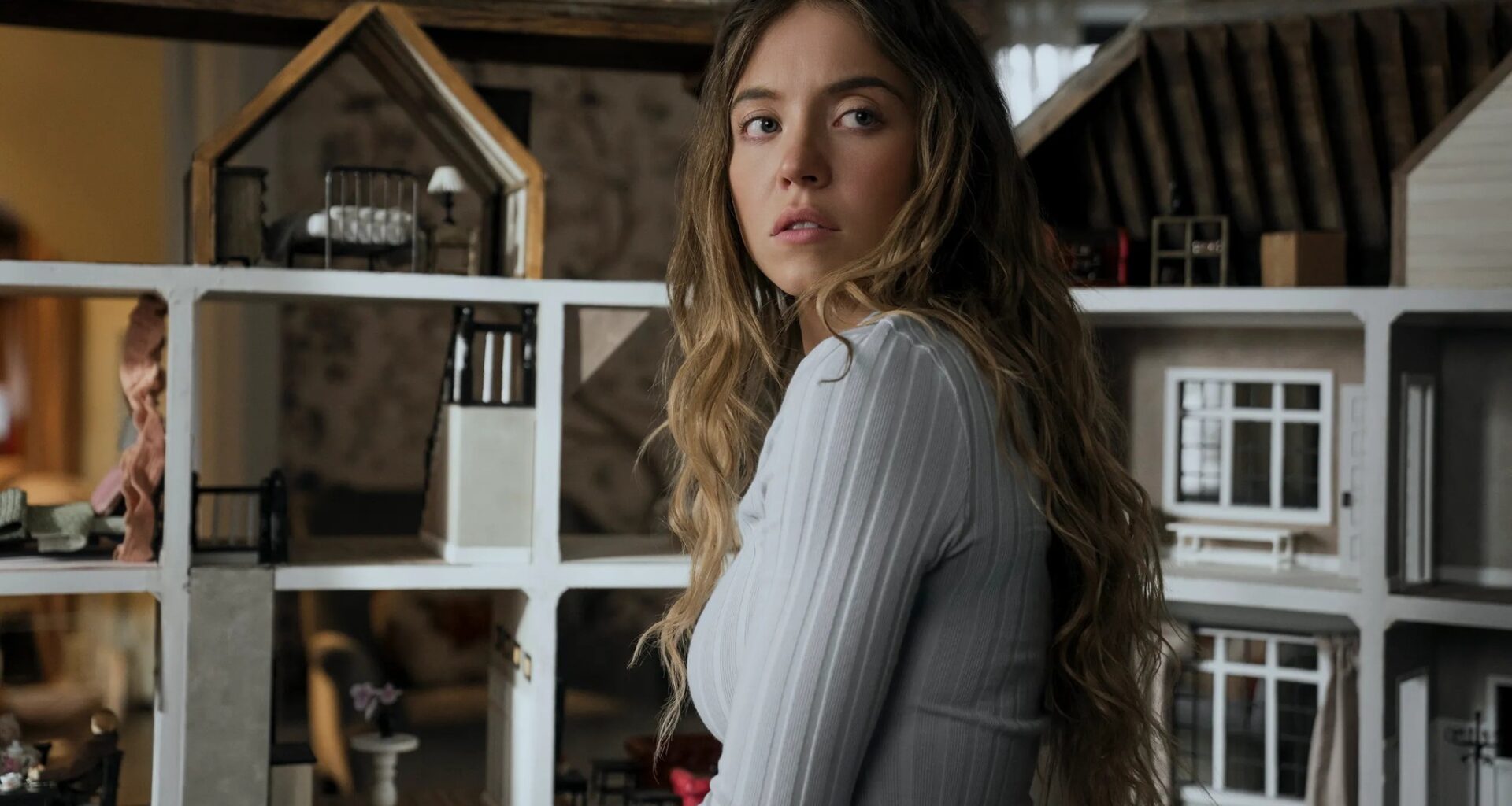 Sydney Sweeney, Timothée Chalamet, Jude Law y Ana Mena en los mejores estrenos de cine en enero - Expansión