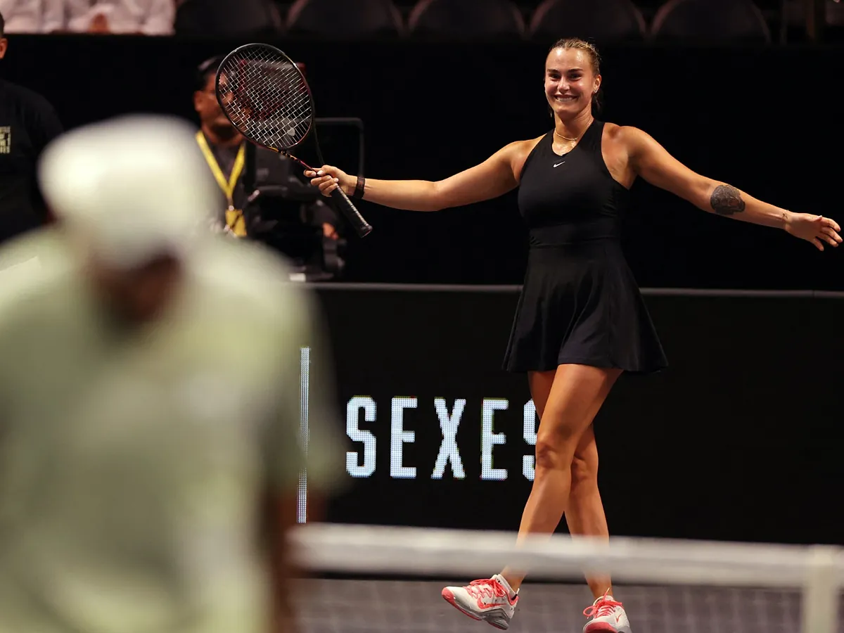 La incomprensible pedrada de Sabalenka contra el tejado de la igualdad salarial entre hombres y mujeres en el deporte - El Mundo