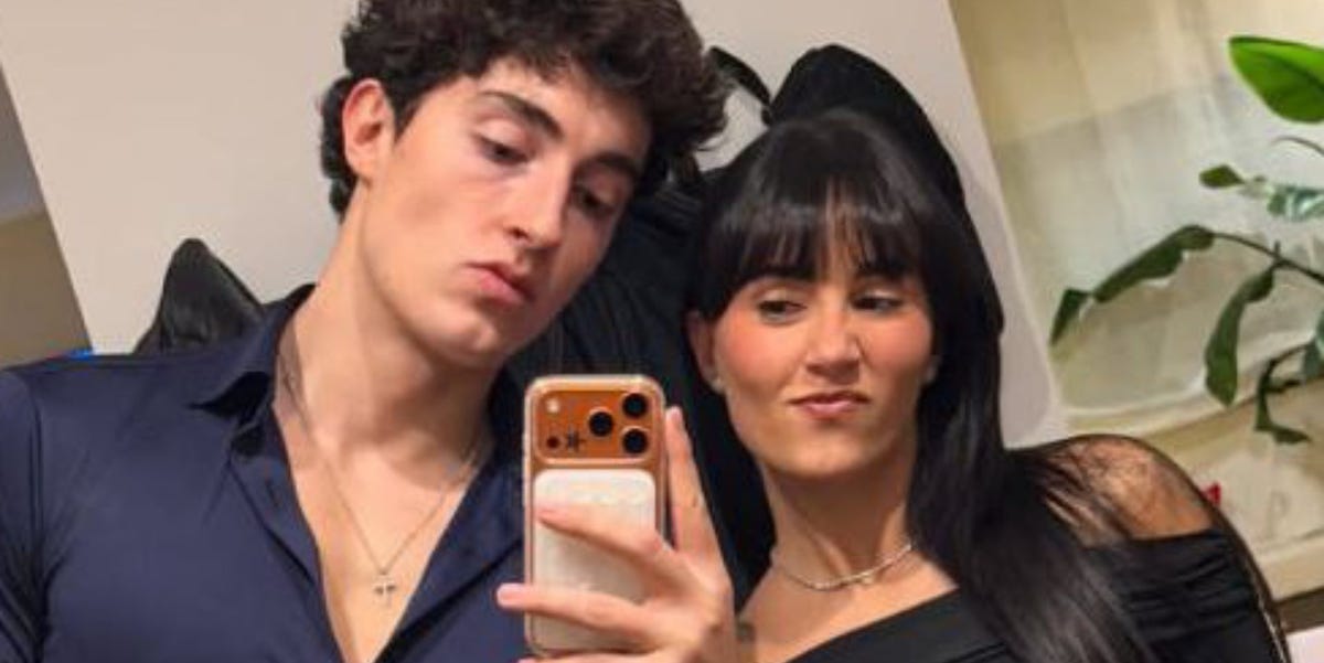 Aitana y Plex celebran Nochevieja juntos despidiendo 2025 en su mejor momento
