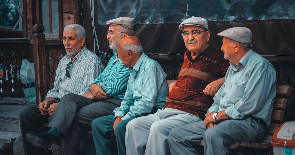 El aislamiento social acelera el deterioro cognitivo en adultos mayores, según nuevos estudios