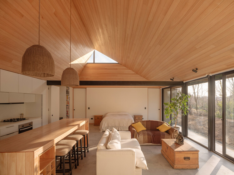 Casa Alejandra / Duarte Fournies Arquitectos - Fotografía interior, Comedor, Mesas, Sillas