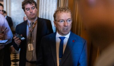 El Senado de EEUU impulsa una resolución para limitar los poderes de guerra de Trump tras la incursión en Venezuela - El Mundo