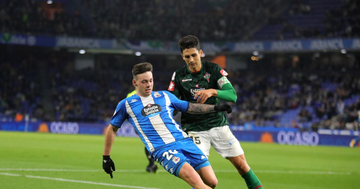 El exdeportivista Max Svensson regresa al fútbol español al rescate de un transatlántico de Primera RFEF en apuros