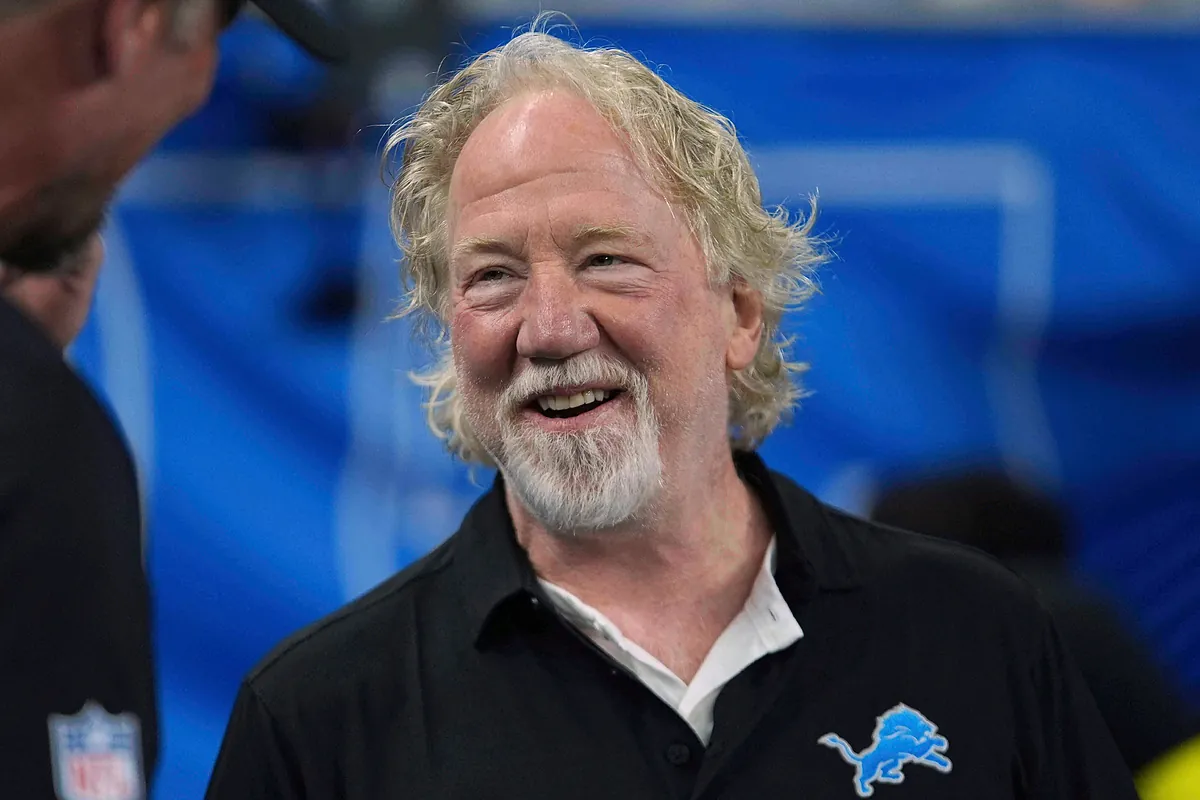 El actor Timothy Busfield, acusado de abuso sexual infantil, alega que se trata de "una venganza" - El Mundo