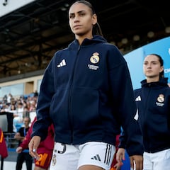 Lakrar, encantada en el Madrid y en la ciudad: “La vida es genial”