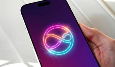 Llevamos años imaginando cómo será la nueva Siri. Si el calendario se cumple, falta poco más de un mes para empezar a probarla