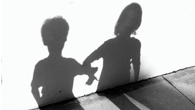 Espacio en blanco - Infancia perdida - 11/01/26 - RTVE.es