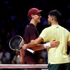 Alcaraz y Sinner llegan juntos a Australia y ya hacen sus primeros entrenamientos