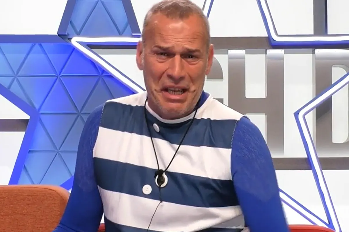 Carlos Lozano, a lágrima viva en GH Dúo ante lo ocurrido con Cristina Piaget: "No tienen corazón" - El Mundo