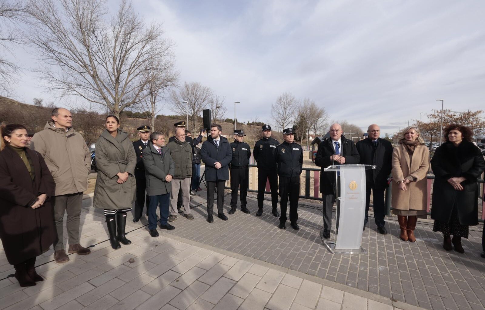Carnero inaugura el Parque Policía Municipal como “símbolo permanente del respeto, la admiración y el reconocimiento al cuerpo de toda la ciudad”