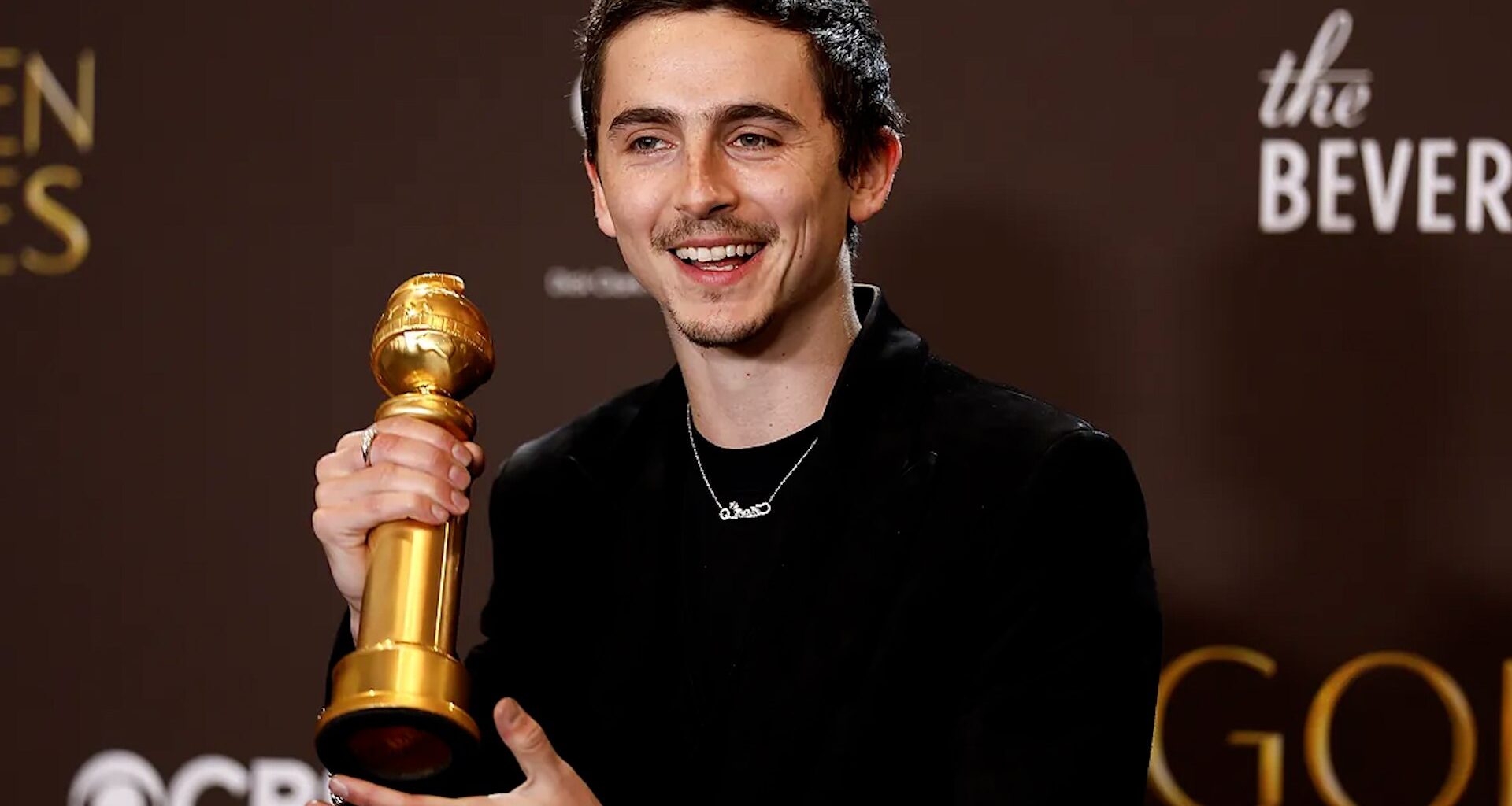 Timothée Chalamet rompe su maldición y gana el Globo de Oro frente a Leonardo DiCaprio - El Mundo