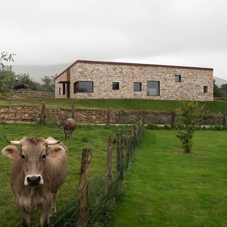 Casa Reversa / Héctor Navarro + ARKHITEKTON - Fotografía exterior