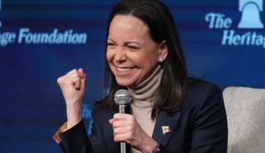 María Corina Machado: "Delcy le tiene terror al presidente Trump" - El Mundo