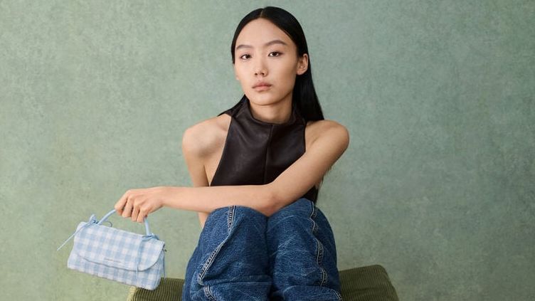 Los #FavoritosVF de la semana: un brillo de labios con fragancia a juego, el toque brillante para el invierno y la colección para adelantar la primavera