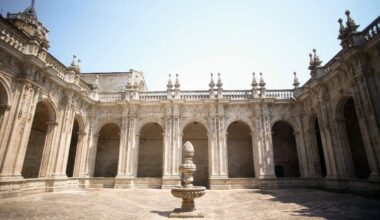 de la plaza de abastos a la catedral