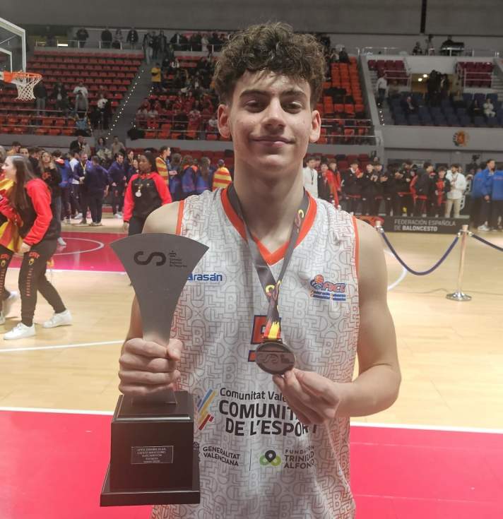 Andrés Crespo se cuelga la medalla de plata en el Campeonato de España | Noticias de Calpe / Calp