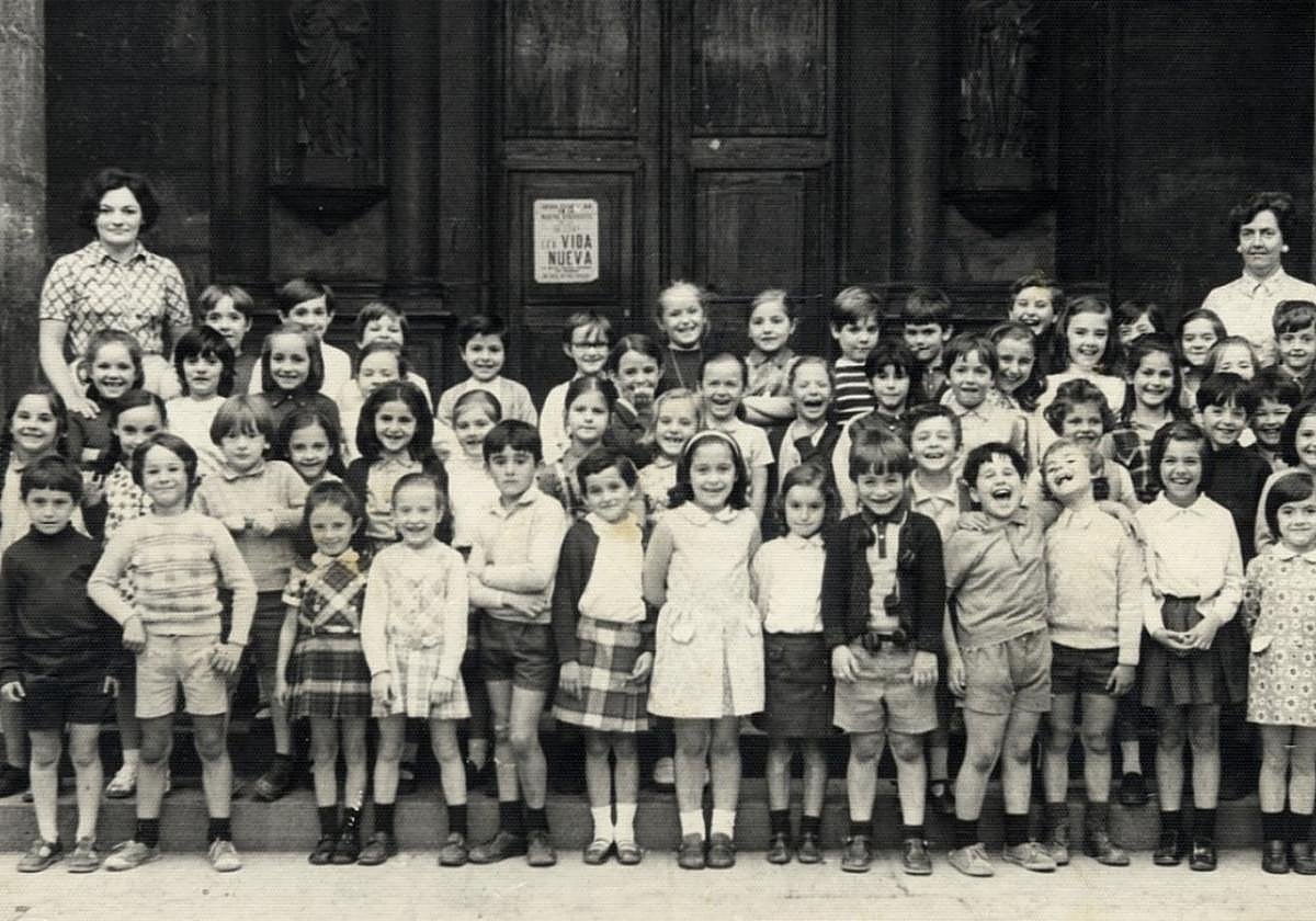 El documental que recoge los 63 años de historia de la Ikastola local, disponible en Internet