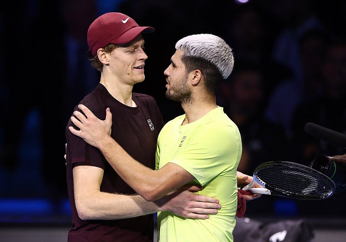 Carlos Alcaraz y Jannik Sinner, a por otra batalla en el desierto