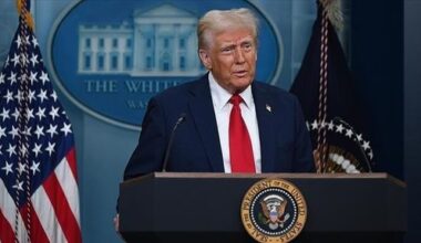 Trump advierte que EE.UU. tendría control de Venezuela por años, y Caracas confirma negocio de crudo