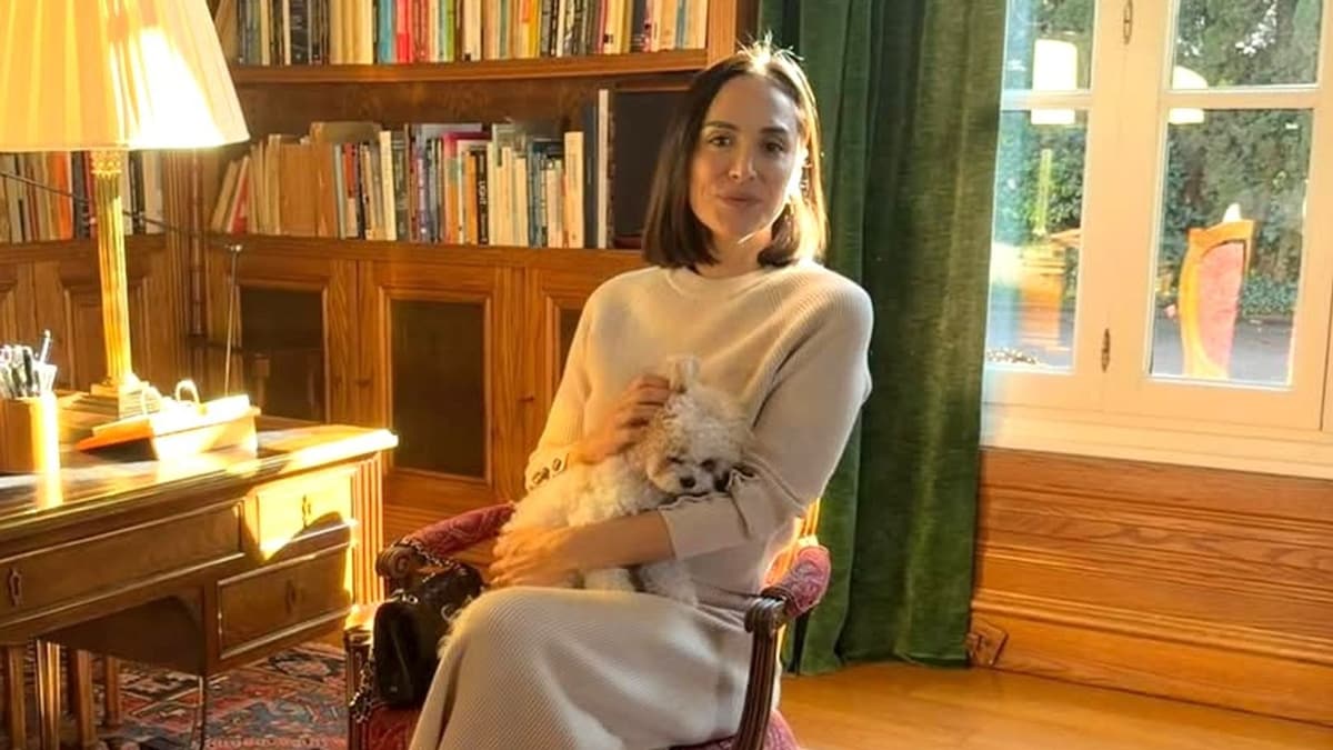 Tamara Falcó despide el año en casa de Isabel Preysler con un look sencillo y muy distinto al de otras Nocheviejas: "Con los míos"