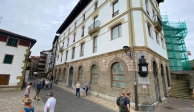 Itsasne Zubiri expone en Zumaia una inmersión visual a partir de este sábado