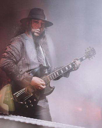 La lesión de James Hetfield