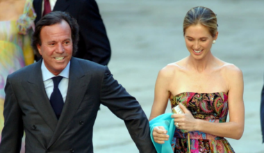 Primeras palabras de Miranda Rijnsburger, mujer de Julio Iglesias, tras las denuncias de malos tratos y abusos sexuales