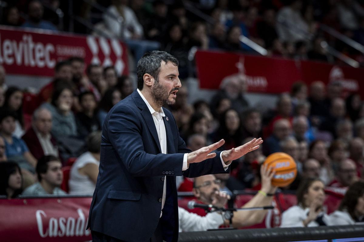 CASADEMONT ZARAGOZA - ARASKI DE LA LIGA FEMENINA EN EL PRINCIPE FELIPE