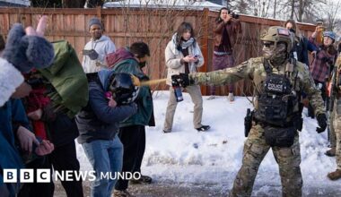Un agente de ICE mata a disparos a una mujer durante una operación contra la migración ilegal en Minneapolis