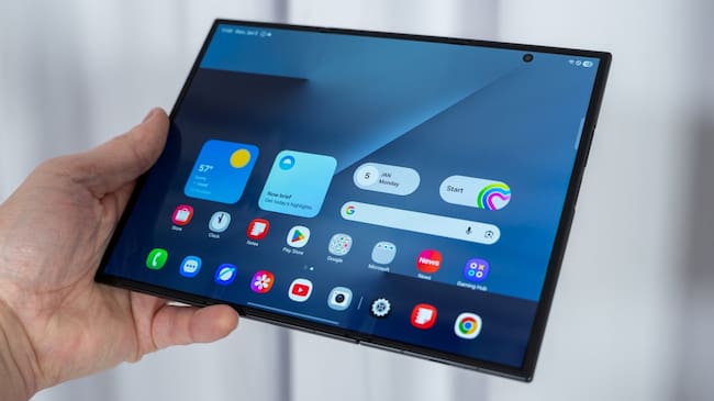 Samsung Galaxy TriFold