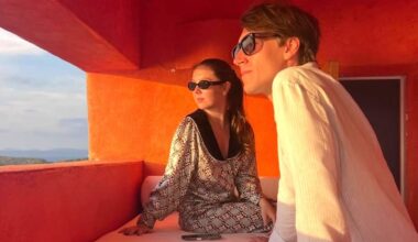 Alejandra de Hannover escapa al calor de México para empezar 2026 con su novio y cuatro looks bohemios irresistibles