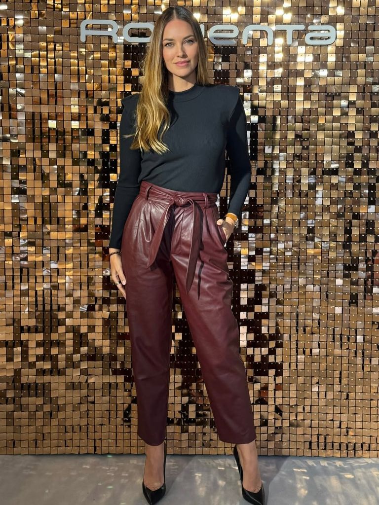 Los mejores looks de Helen Lindes en 2025.