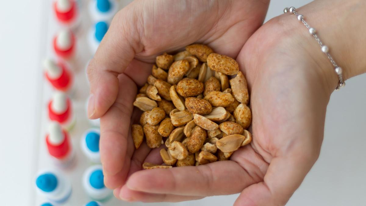 La terapia con cacahuetes en dosis bajas podría ayudar a proteger a más niños con alergia al cacahuete