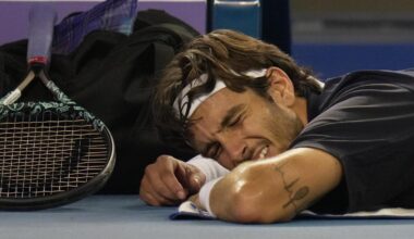 uno de los favoritos se retira en una exhibición ante Zverev