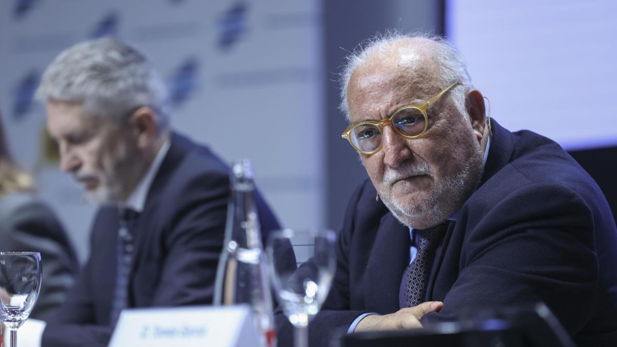 "Al centro de la ciudad vas con transporte público. No vas a ir con eléctrico, ni con diésel ni con gasolina. Y si tienes prisa, coges un taxi, un Uber o un Cabify"