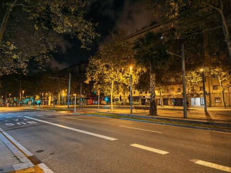 Imagen nocturna tomada con el Magic 8 Pro.