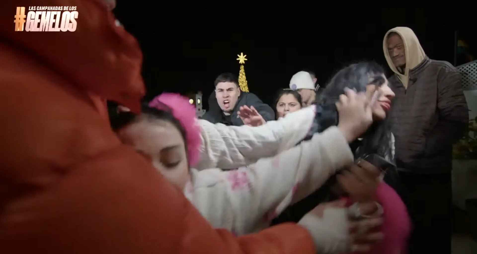 'La casa de los gemelos' arrasa con una retransmisión de Campanadas en la que no han faltado gritos, insultos y golpes