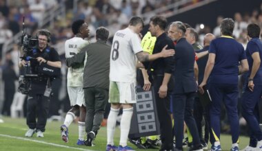 muchísima tensión entre Simeone y Vinícius en el derbi de la Supercopa
